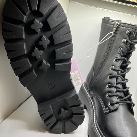 Wild Fable Womens Logan Lug Combat Boots with Memory Foam Insole Black NWT - Picture 9 of 10